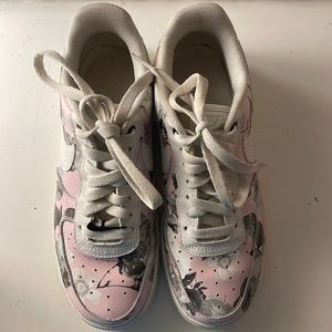 Women’s size 7 light pink floral nike air force 1